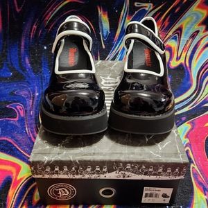Demonia Sprite 01 size 8 (women's)